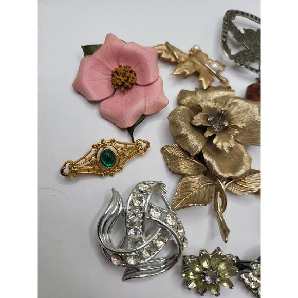Vintage Brooch Lot of 14 Mixed Floral & Rhinestone Pins, Wear or Resell - Picture 2 of 12